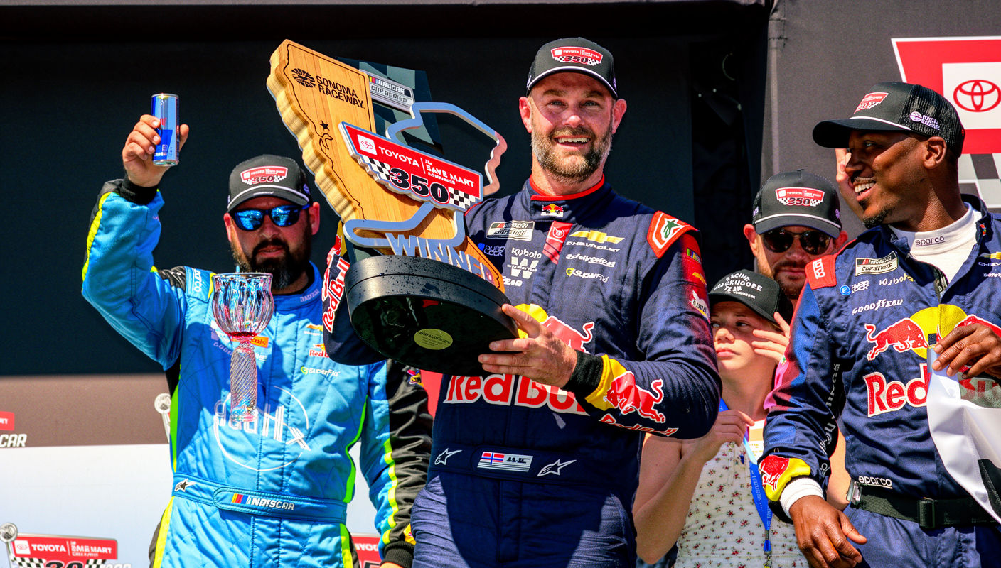 Shane van Gisbergen 逆袭夺冠背后的4大关键启示：OD体育首页 - OD体育 在索诺玛的不可复制之路